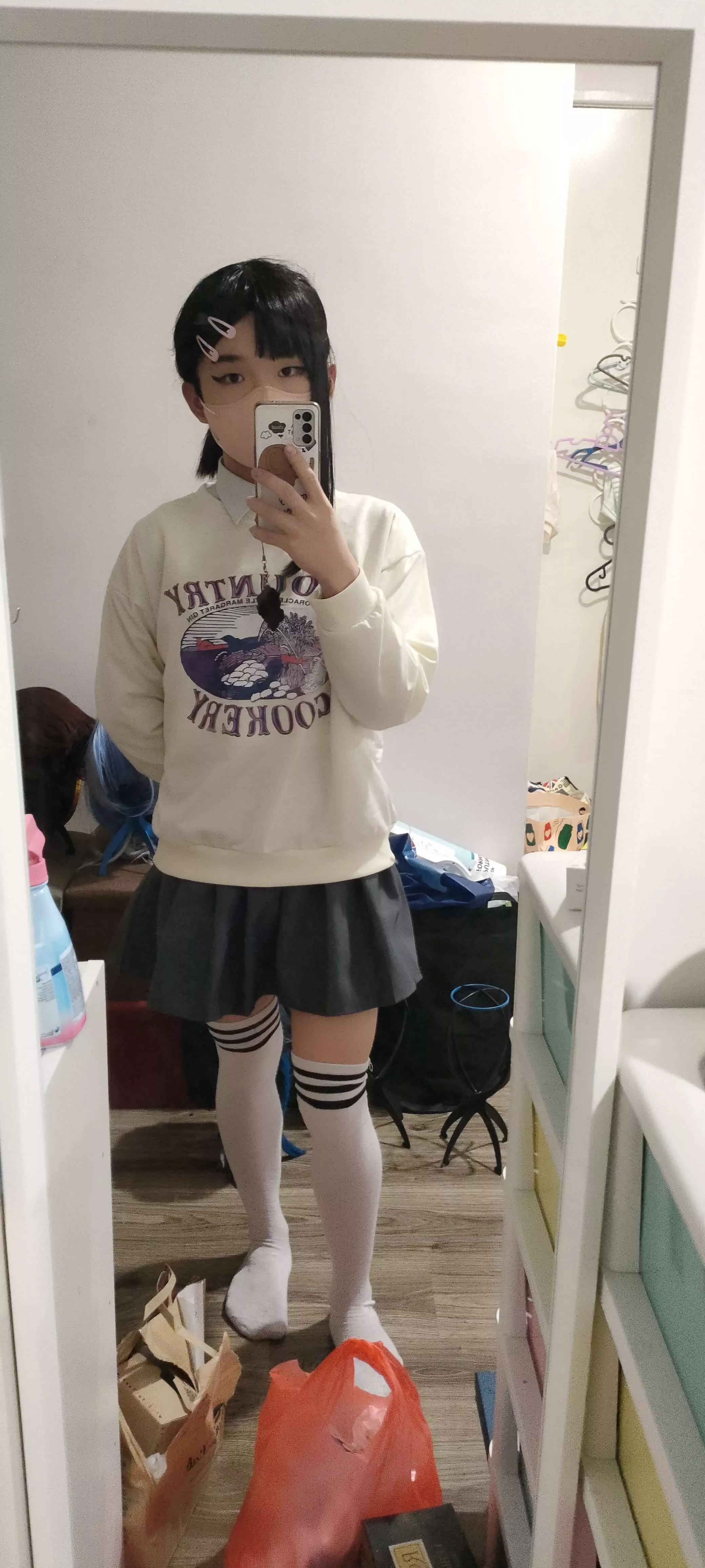 First time going out as a femboy ^-^