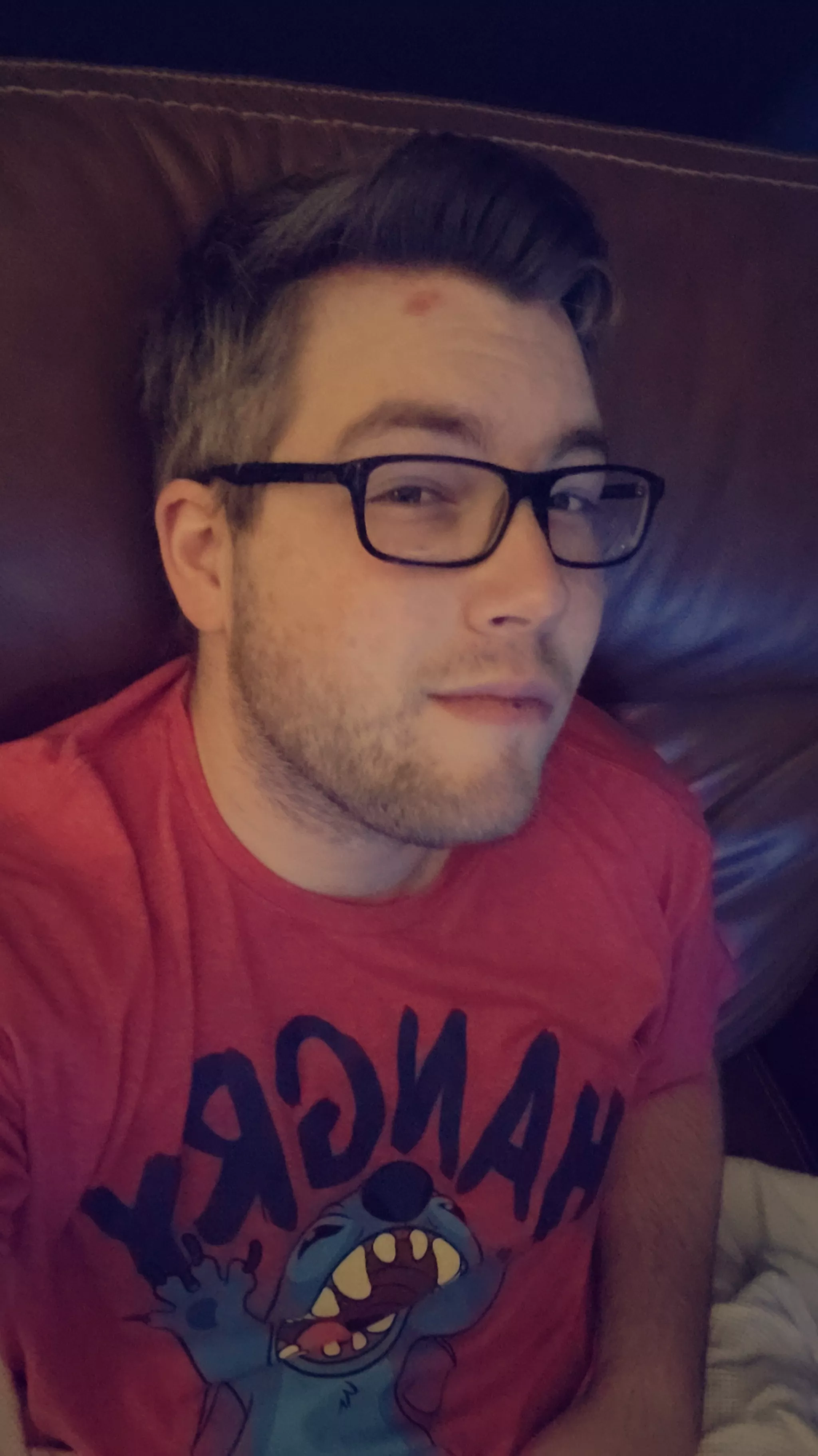 Happy Wednesday gents! Feel free to HMU if you wanna chat!