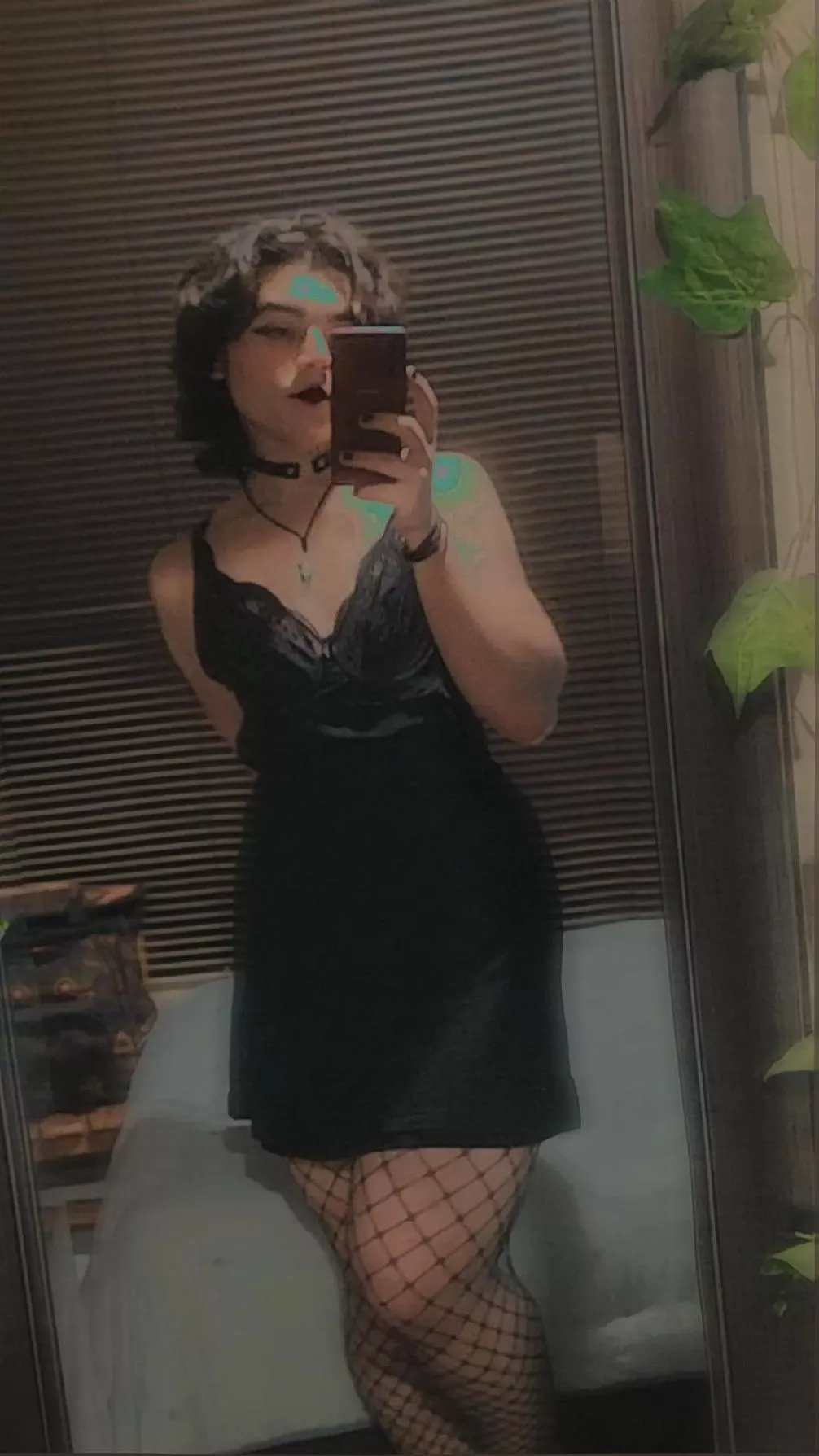 Hi, I'm Jenn and I love dressing up as a goth girl.