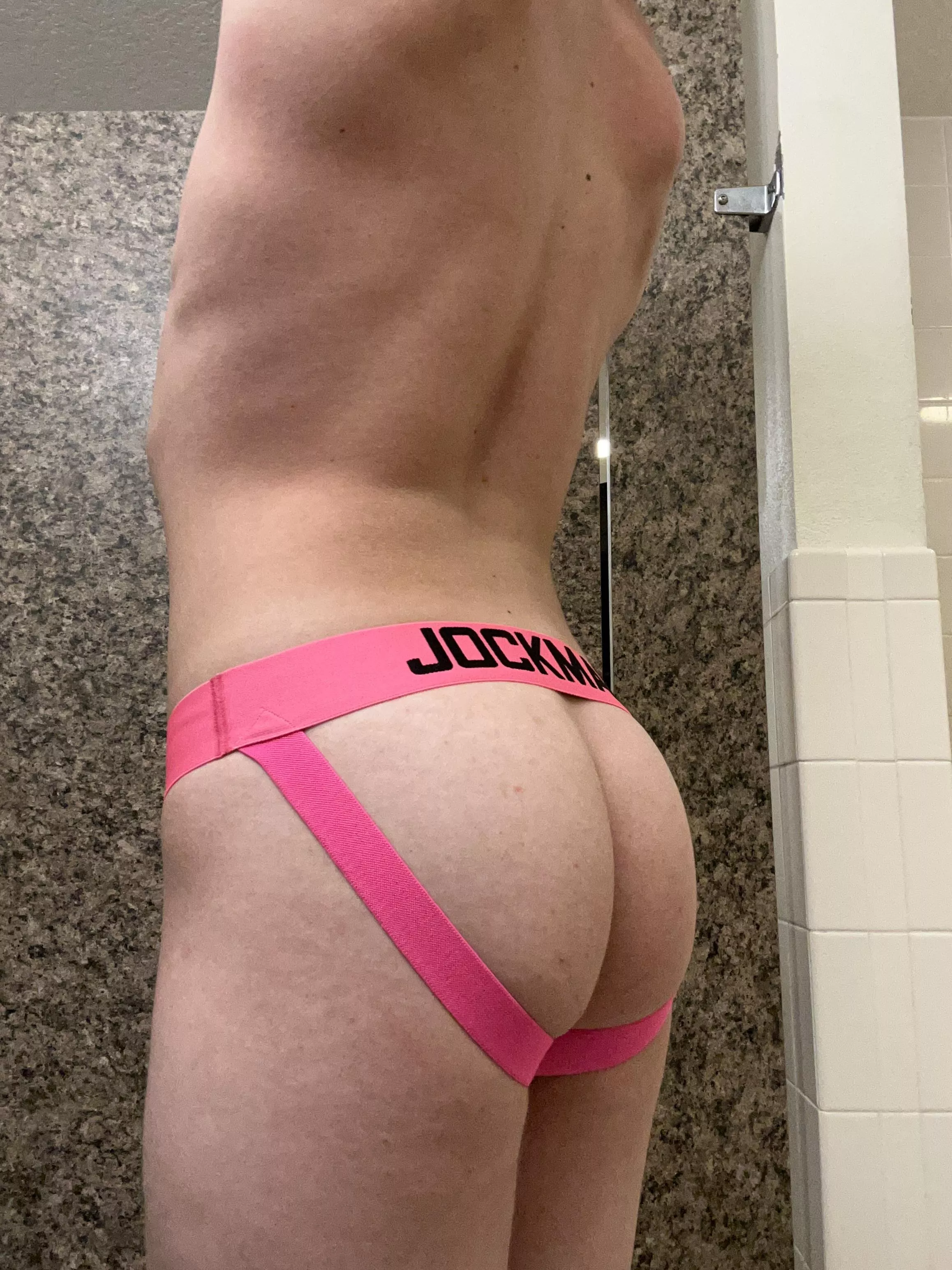 I love being in the sun but I think I’d rather someone’s son be in me 😉 [18, DMs open]