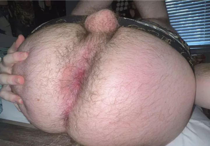 i need a tongue in my hole