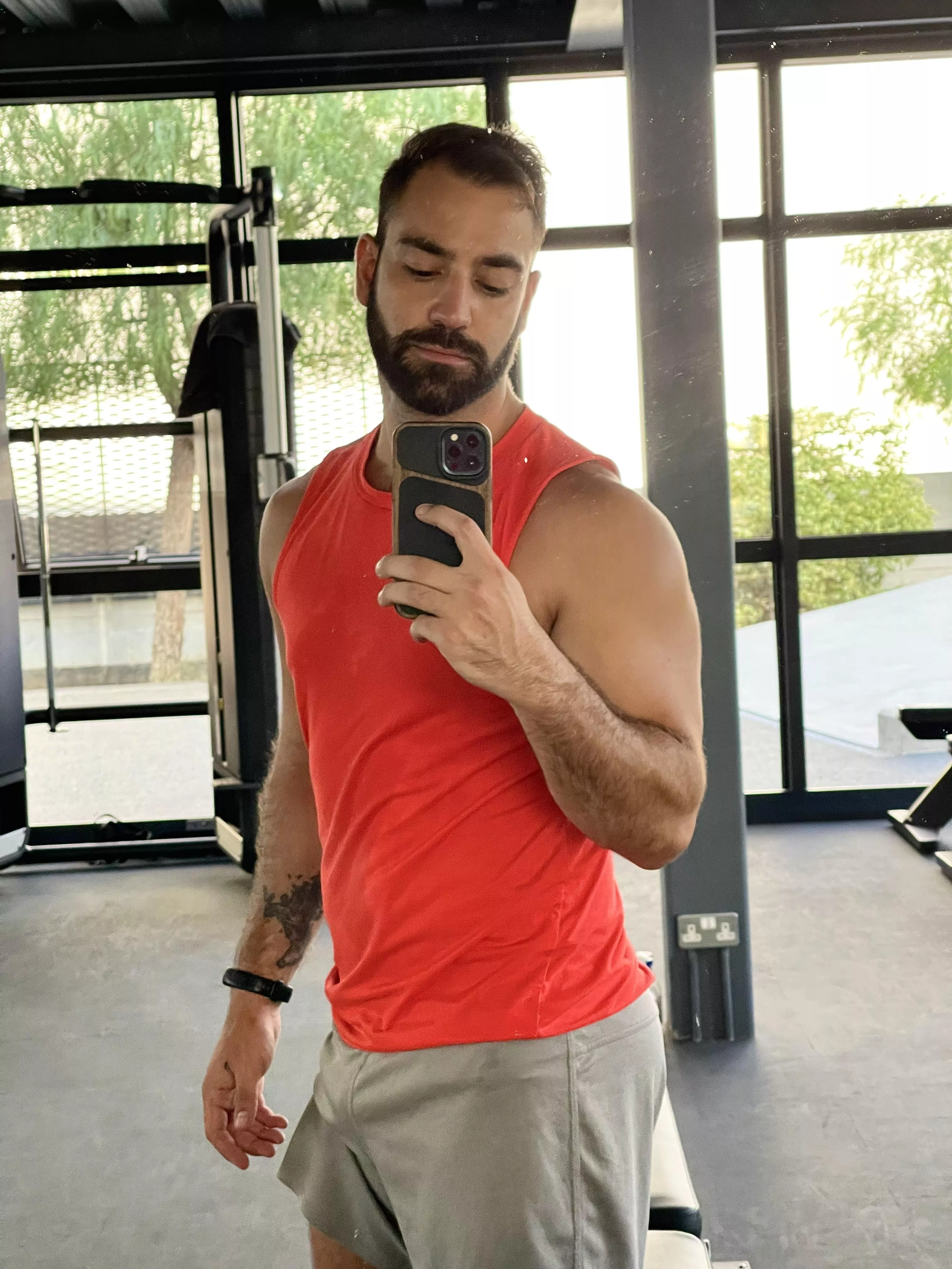 Just your typical shameless gym selfie