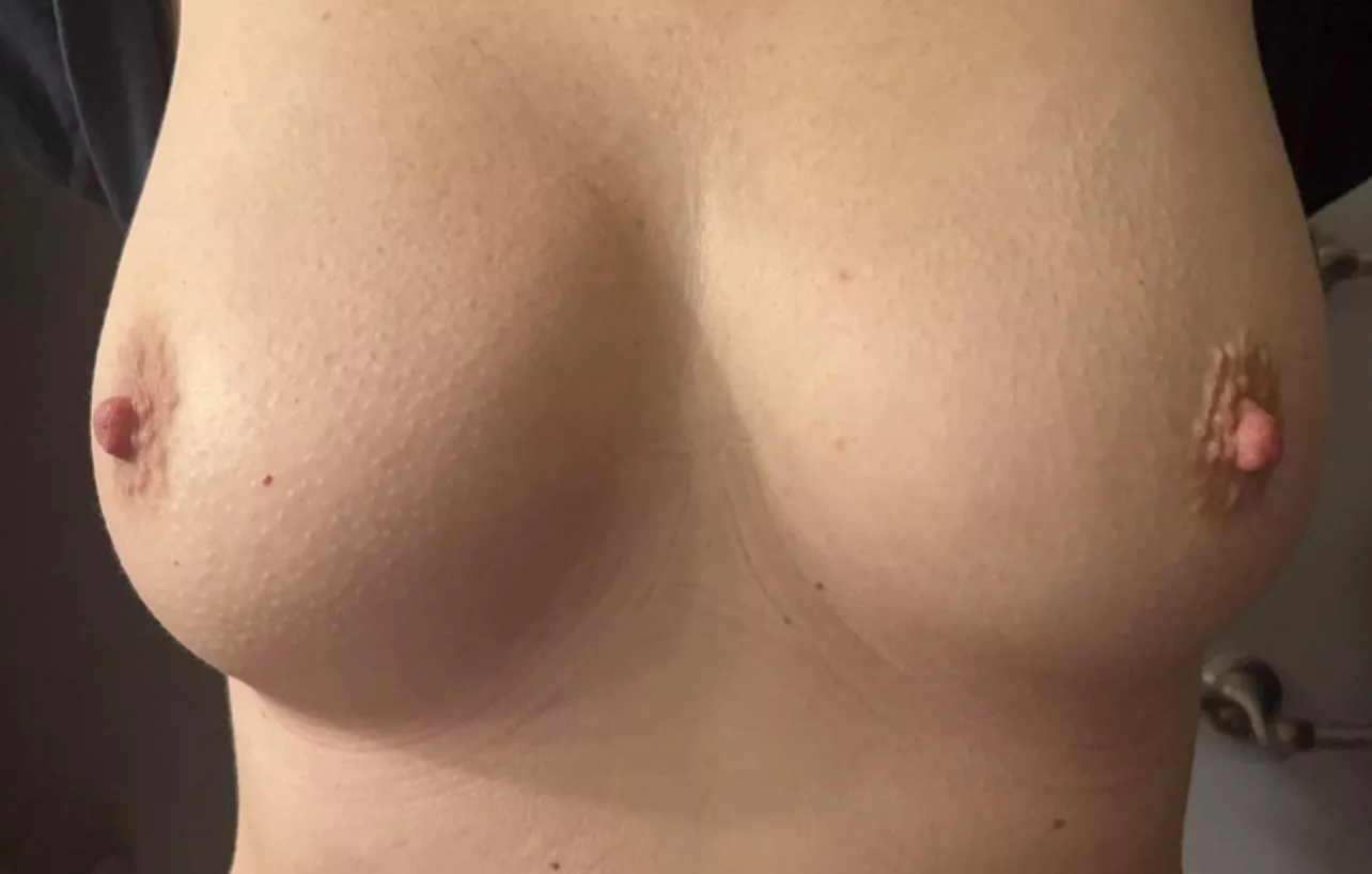 Milf tits, Worth a rate??#momboobs #momof2