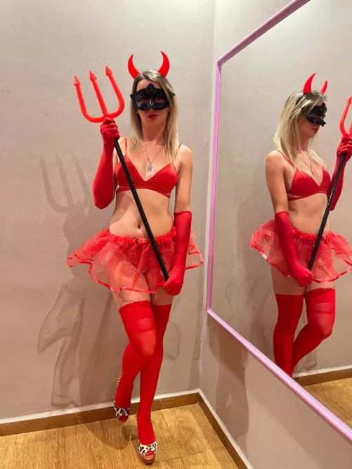 sexy halloween costume