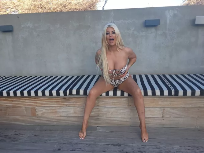 that's the naughty face you like to see