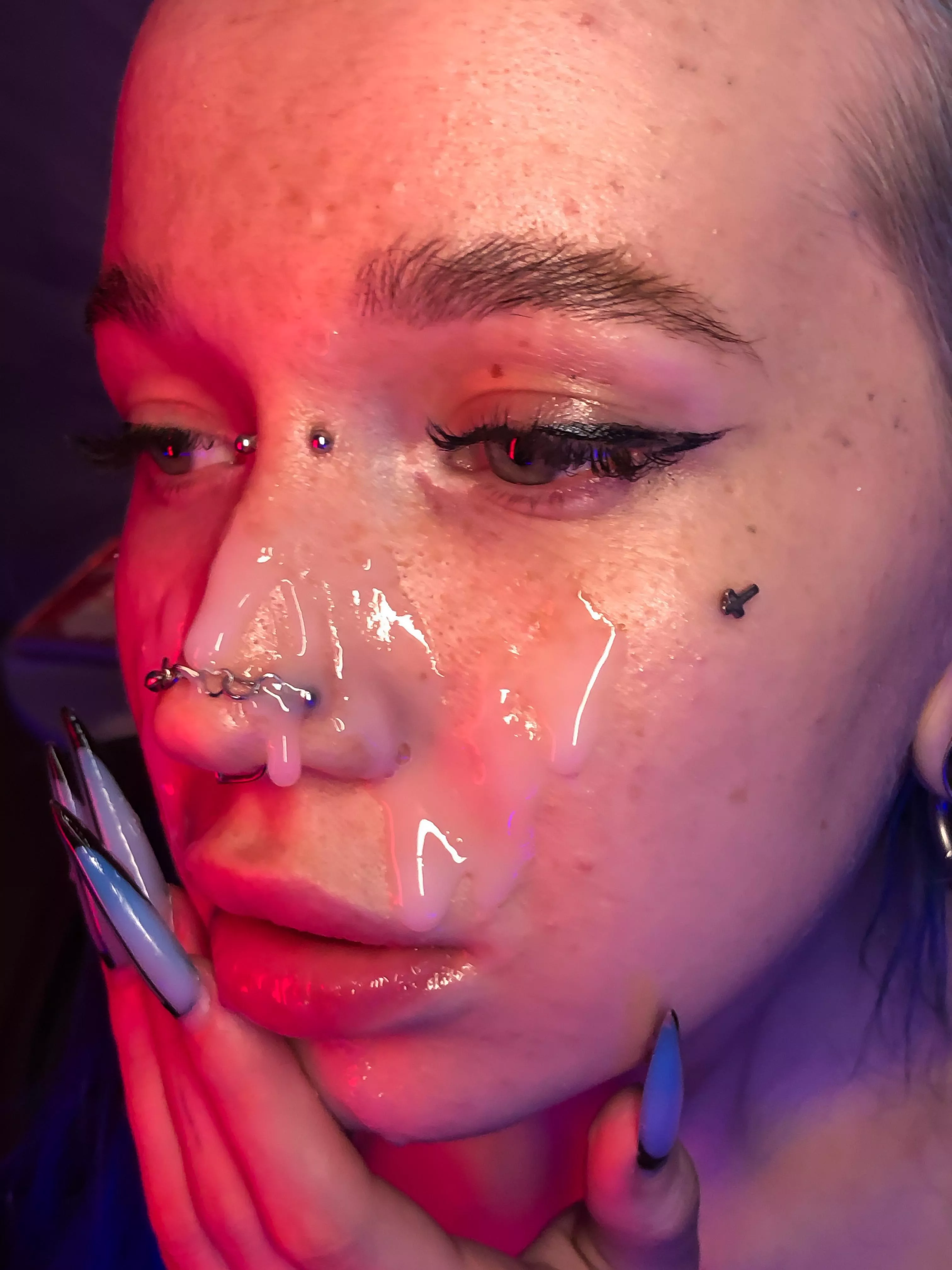 They cum on my face, I'm a whore