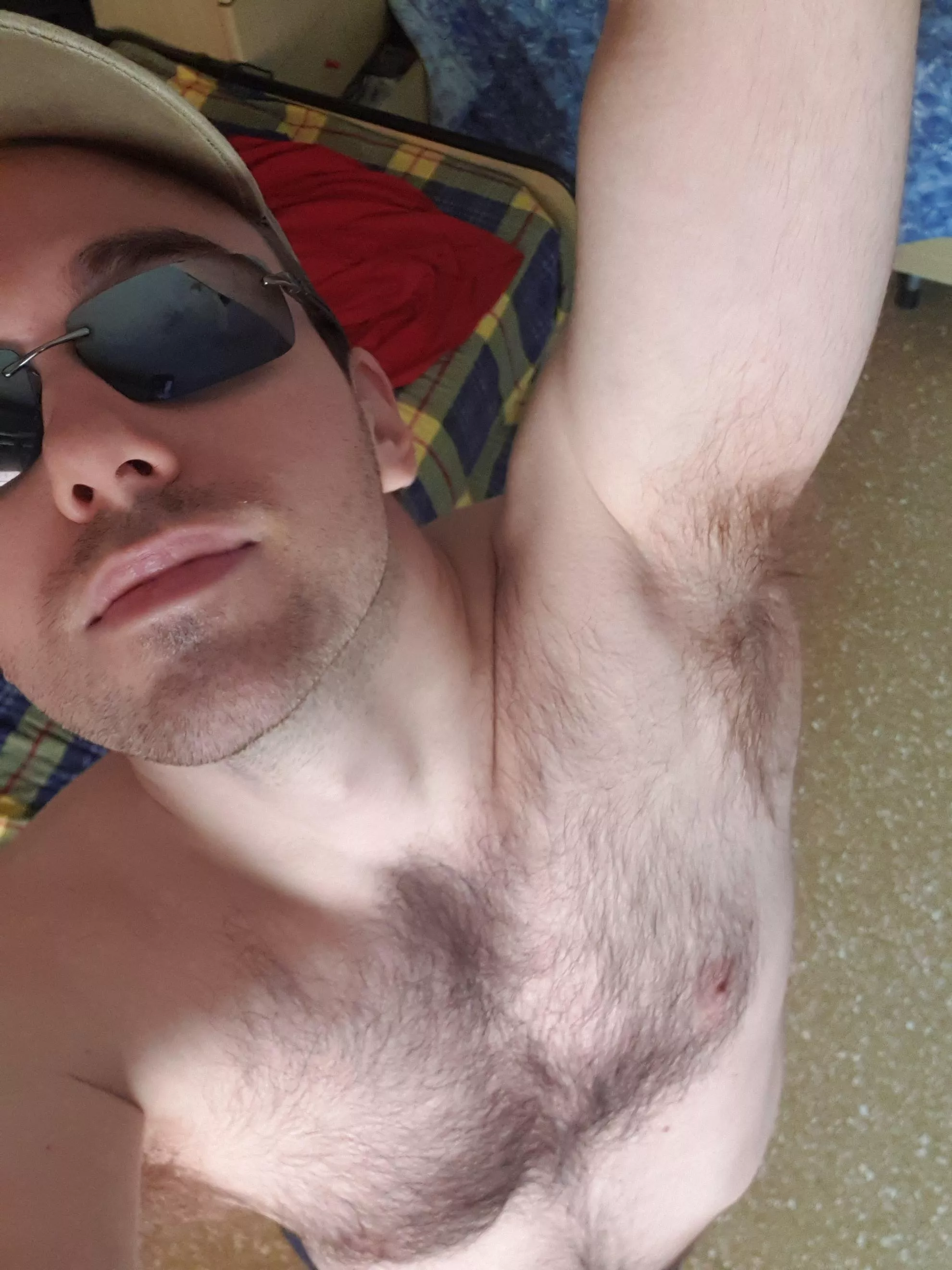 Did you notice my arms hair from my armpits?