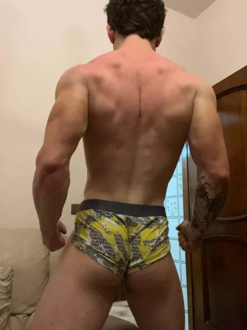 How about when you are inside, I squeeze my ass like this.