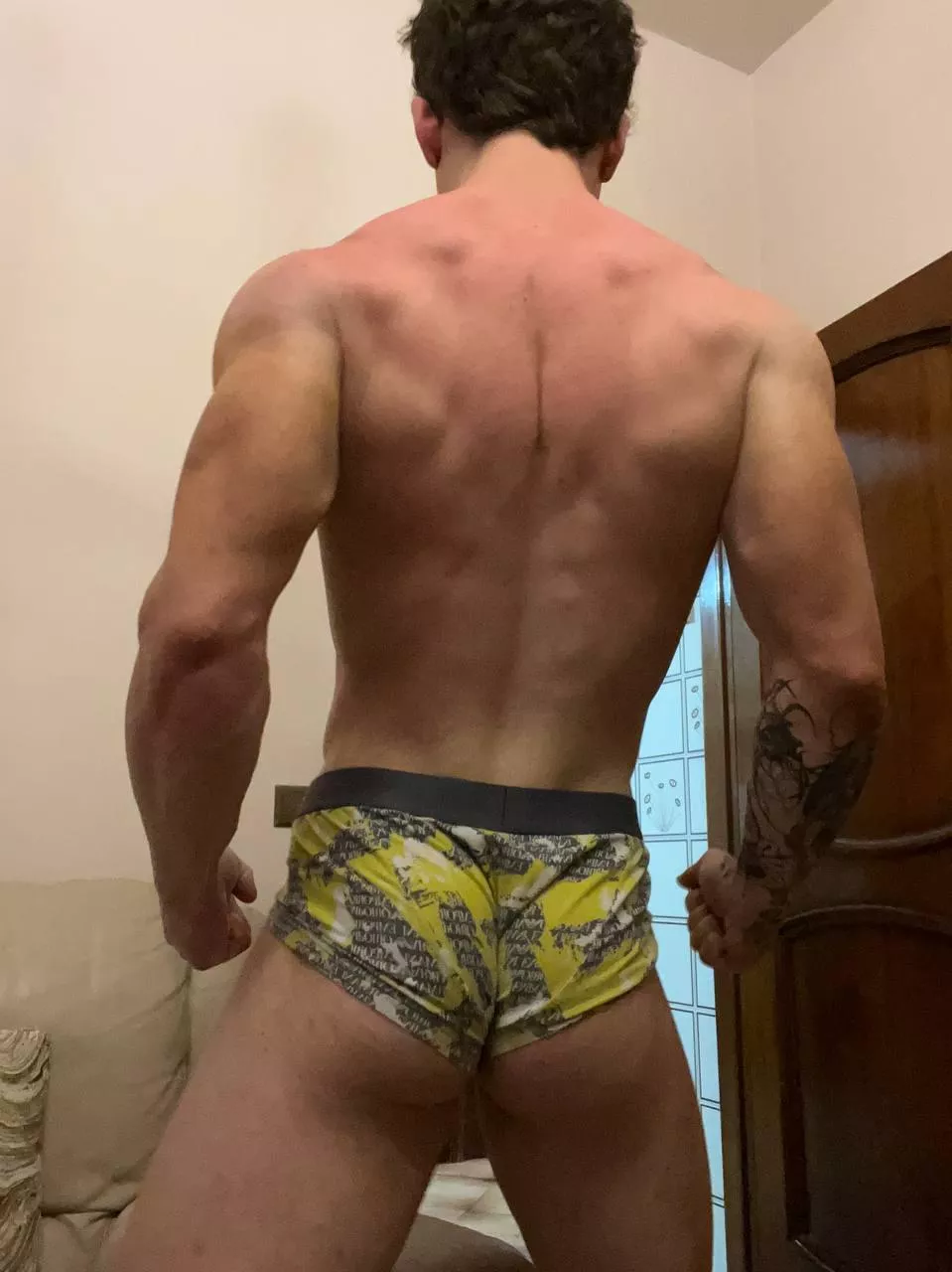 How about when you are inside, I squeeze my ass like this.