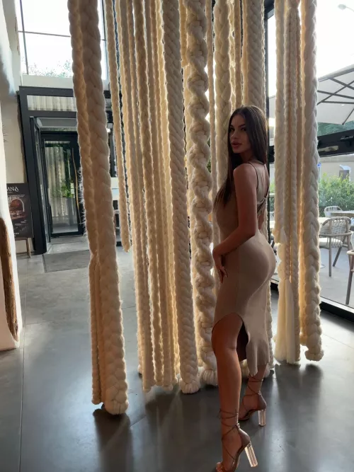 I love going in tight dress