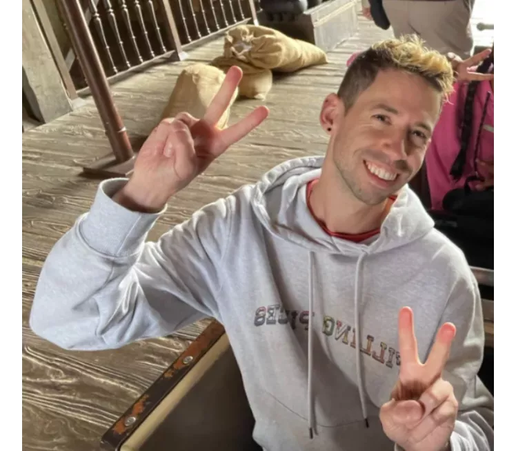 What's up gaymers? :)