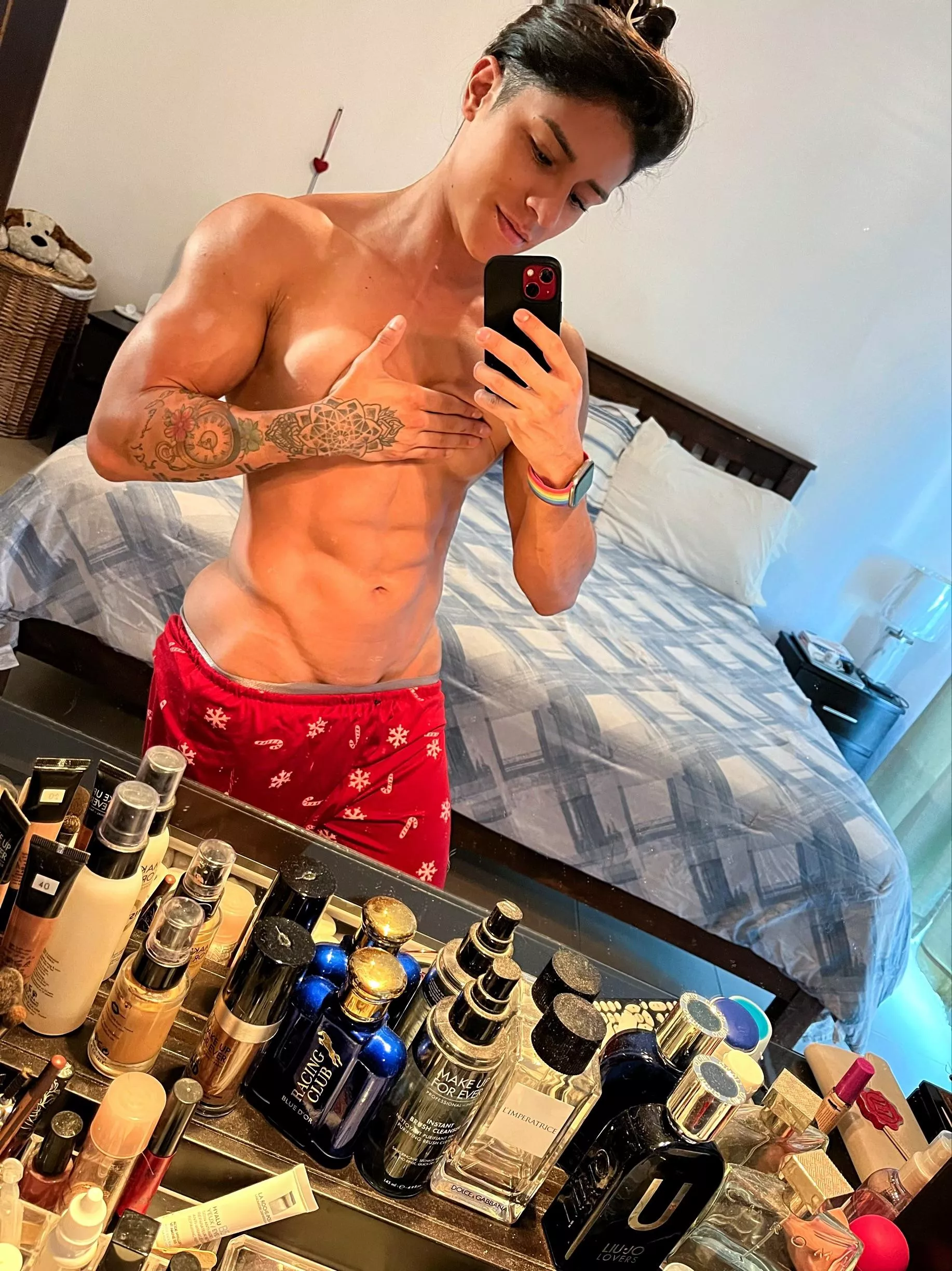 You deserve a muscle girl tonight