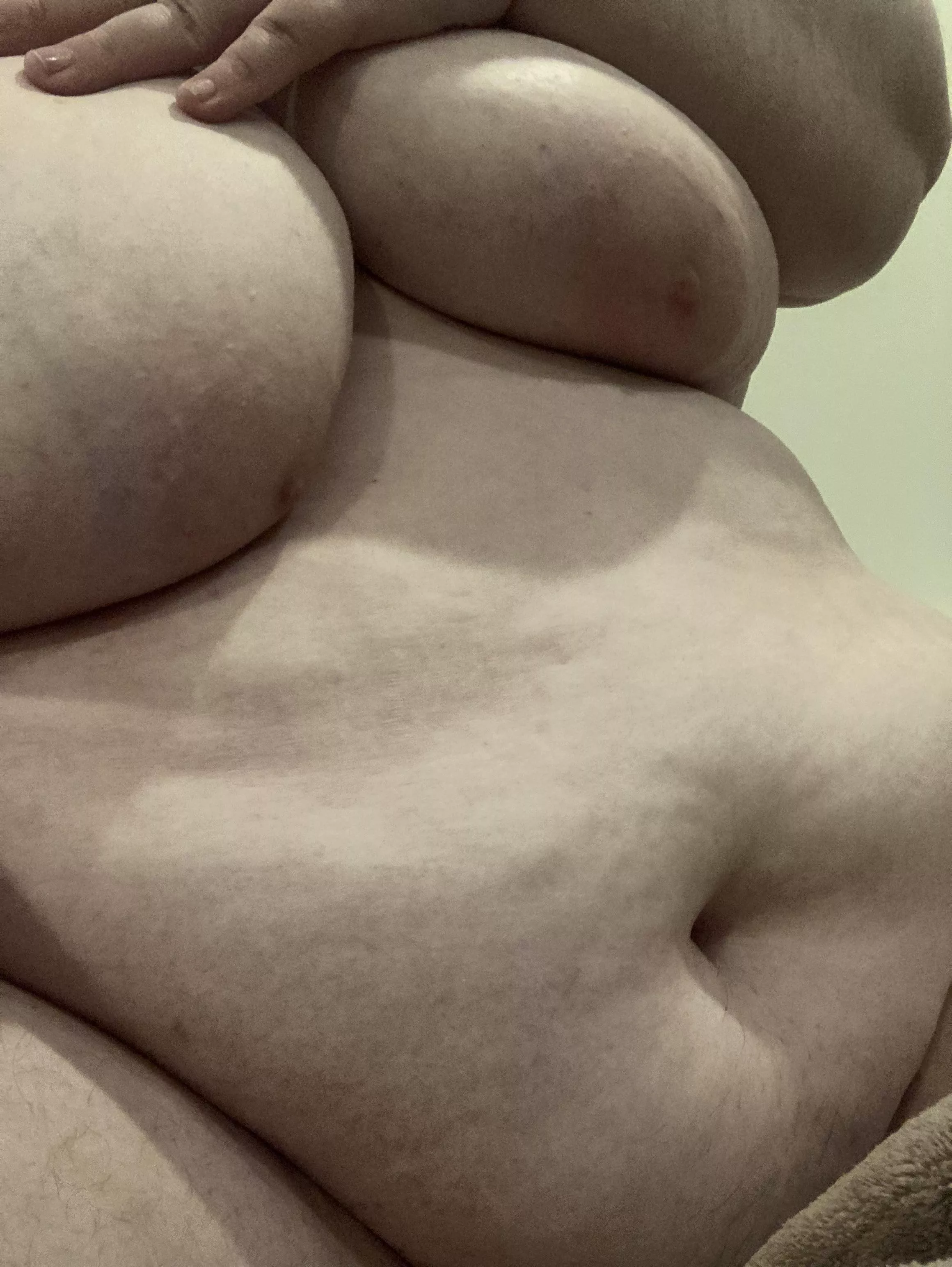 Big bellies are sexy