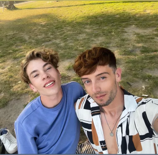 Chilling in the park with Boyfriend <3