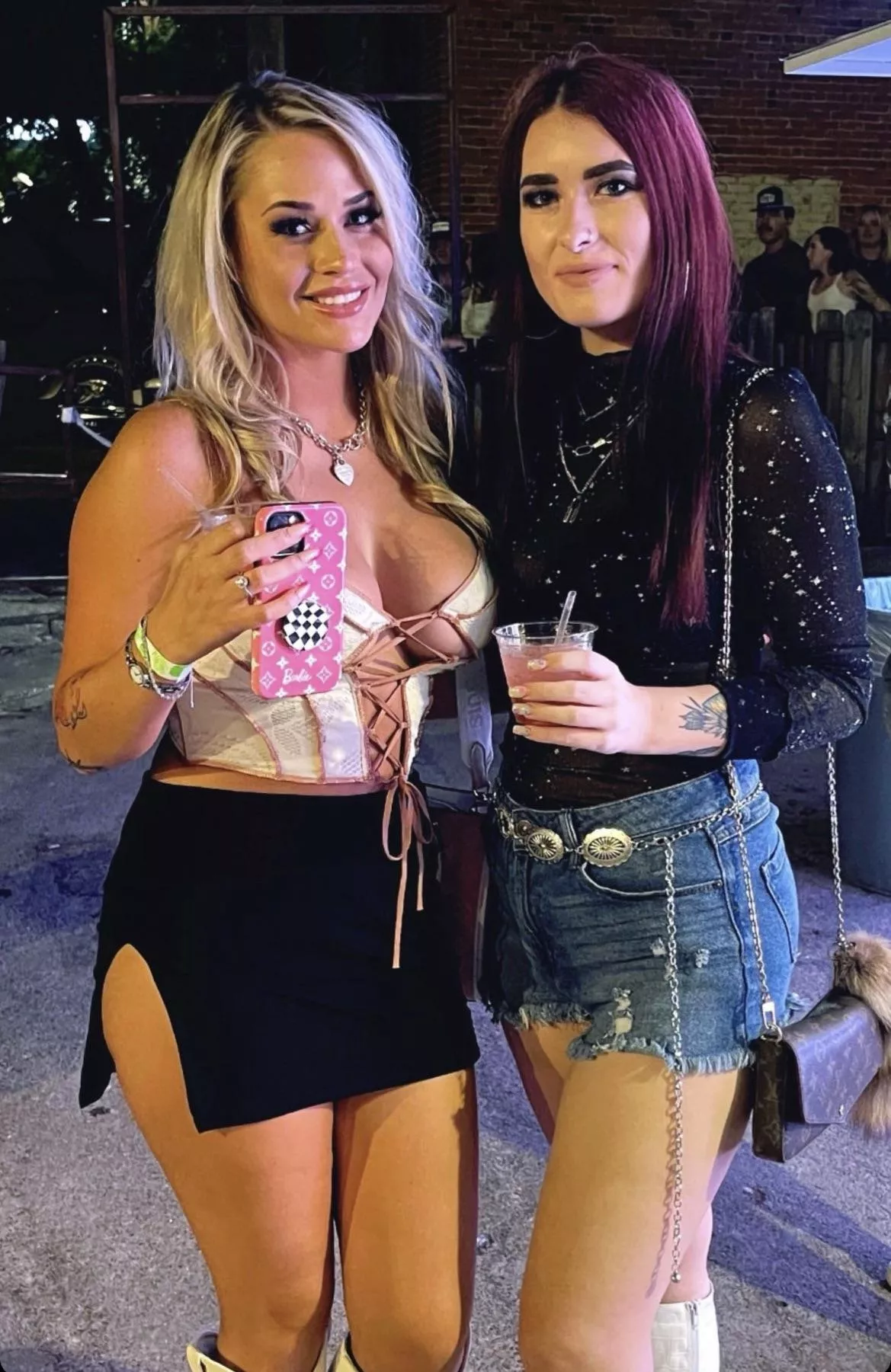 Clear favorite here right?