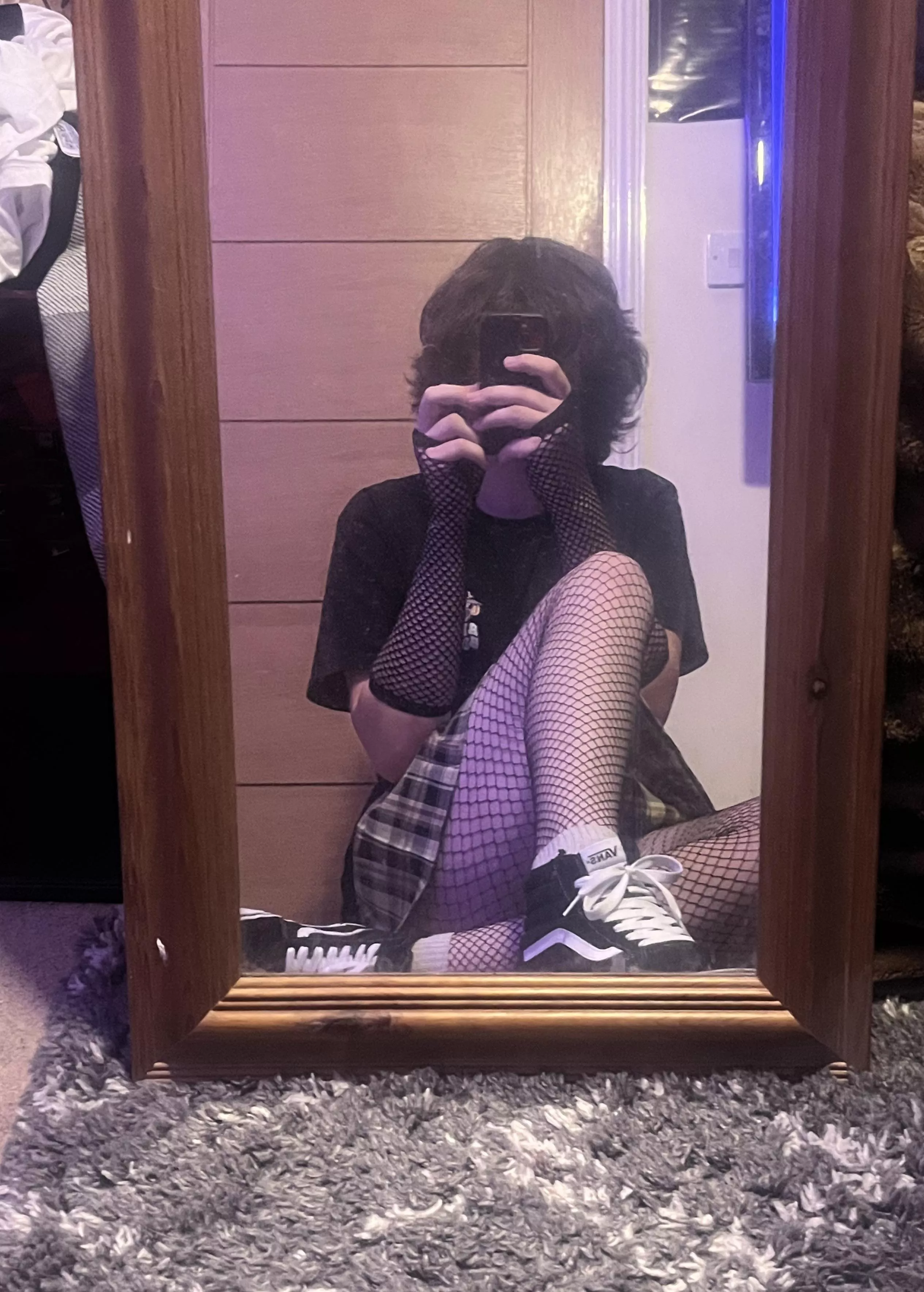 Do I make a cute femboy:3