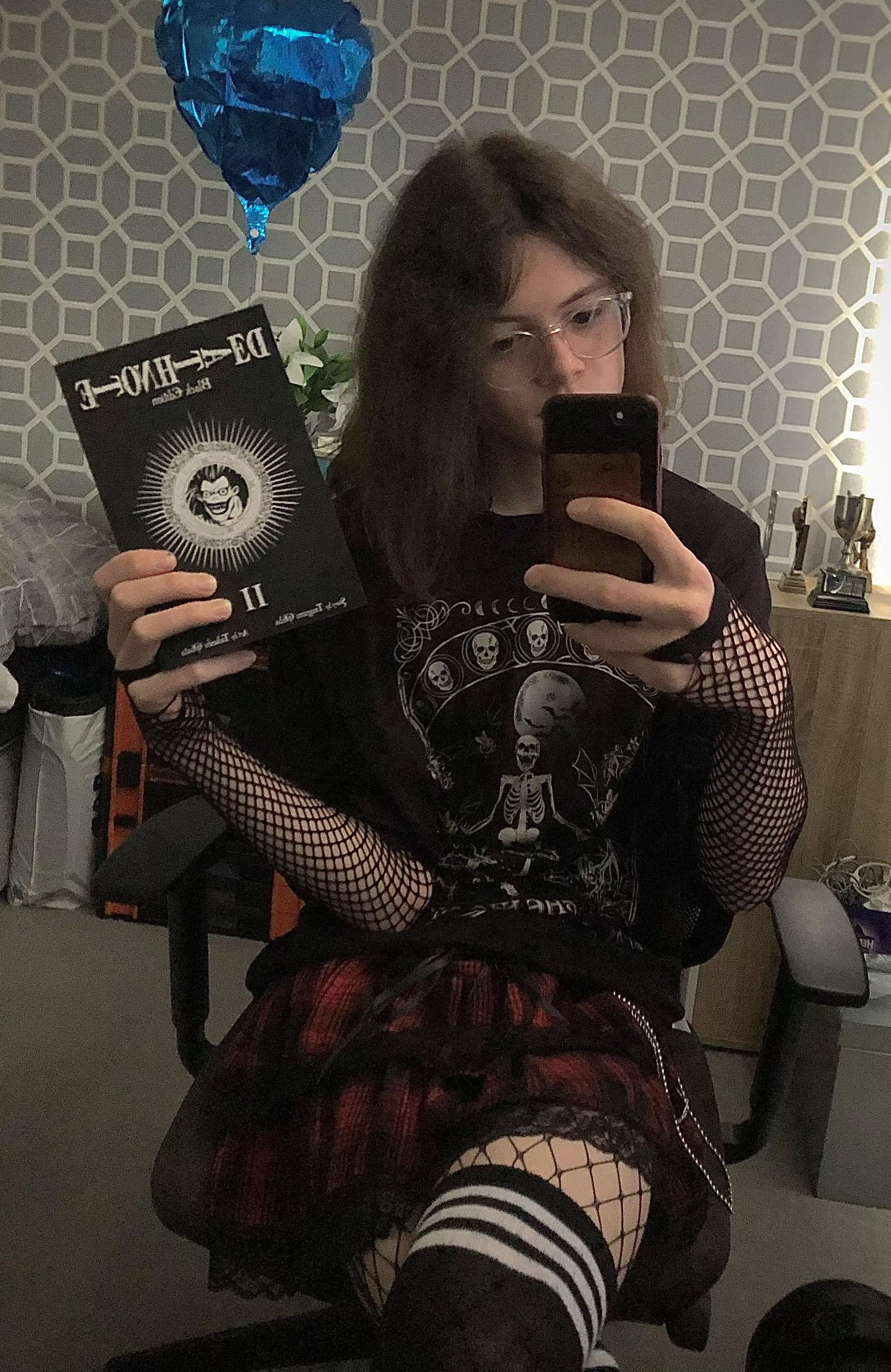 Do you cuties like manga too?🖤