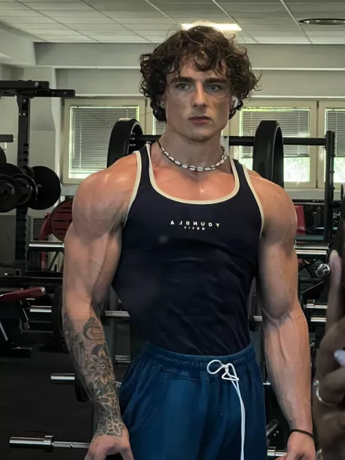 Do you like this Italian guy?