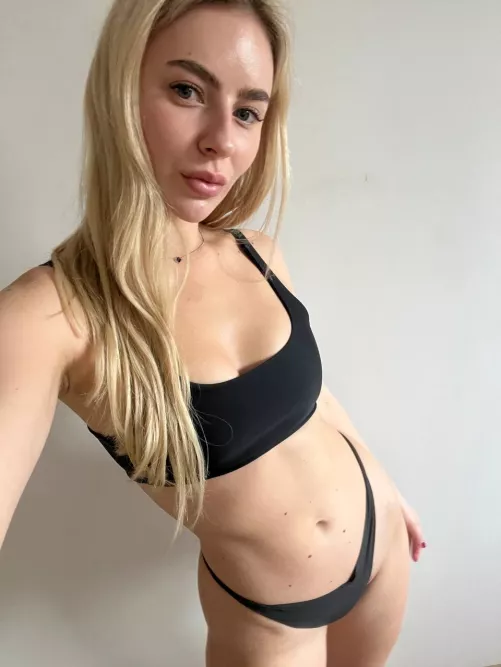 Guys who prefer small girls are my favs