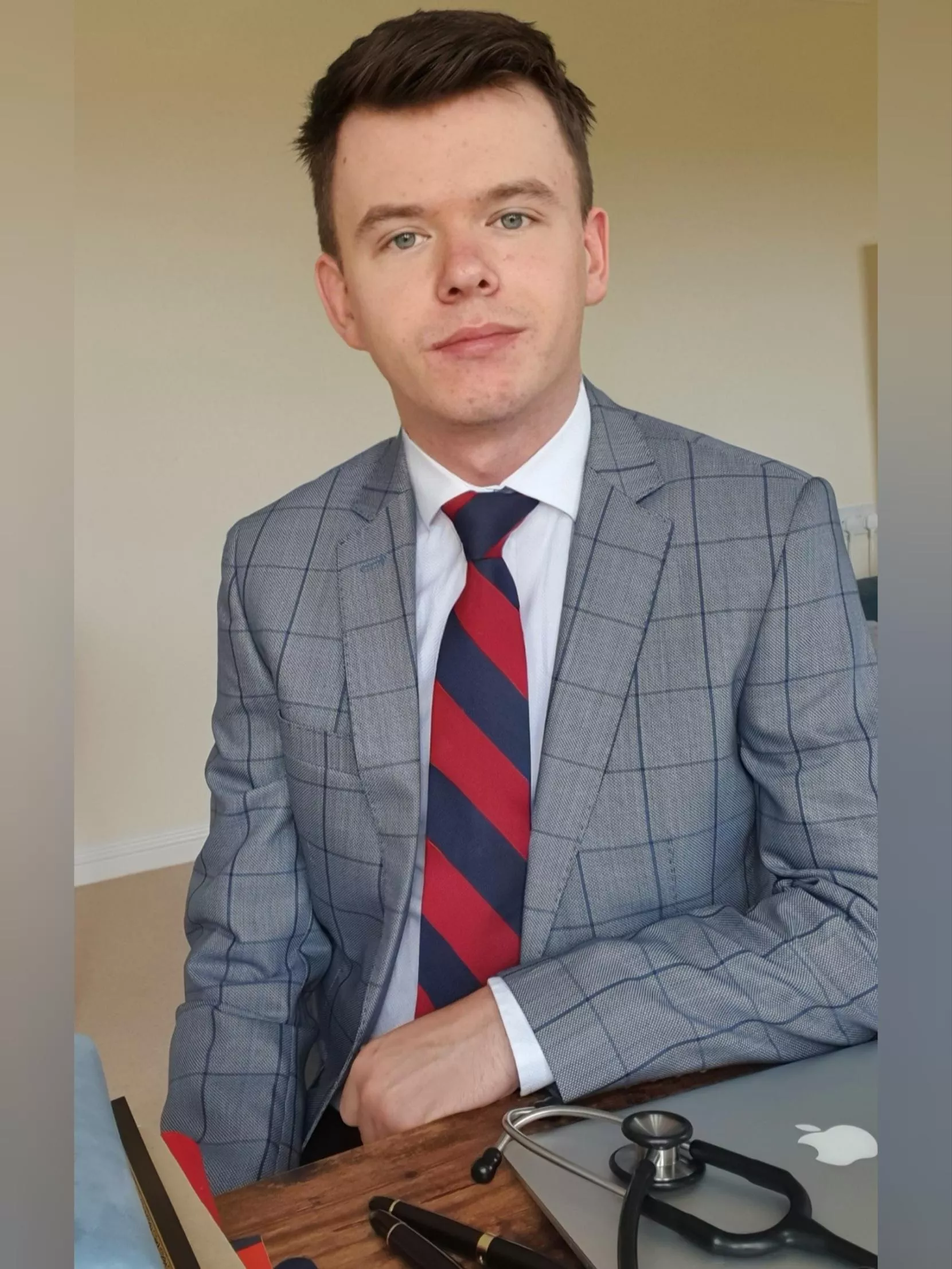 I am going to a wedding this weekend, hopefully the weather isn't too bad