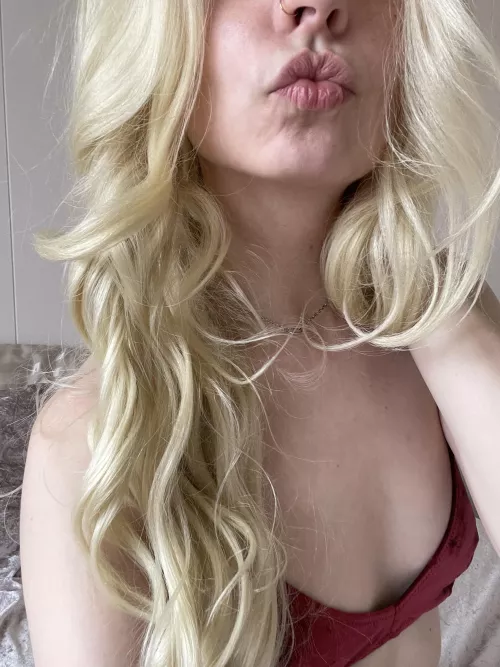 Let me be useful tonight Sir. 💋🤤