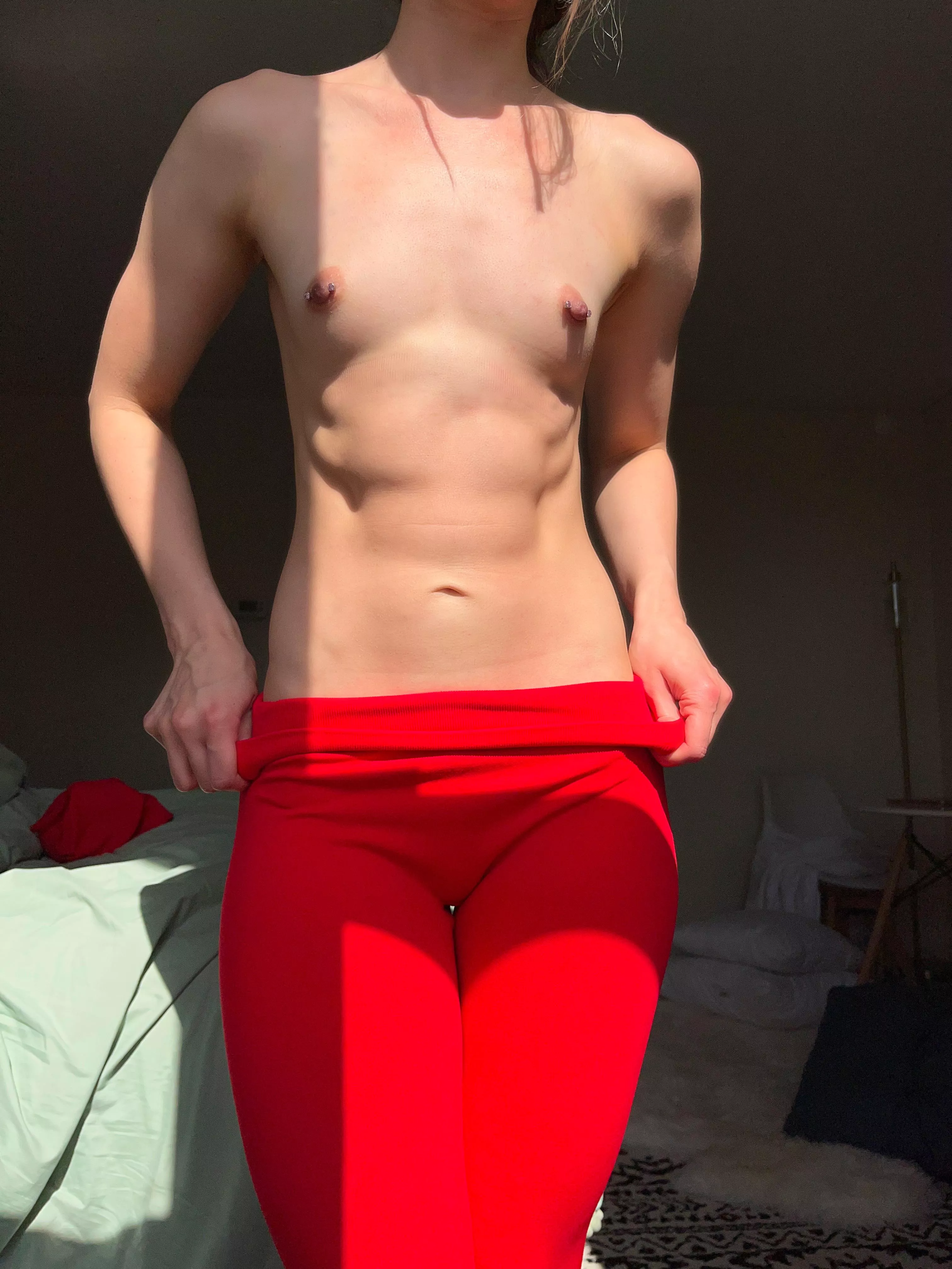 Showing off my tiny lean body ;)