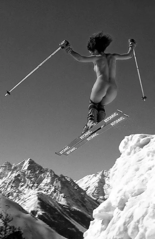 Ski jumper