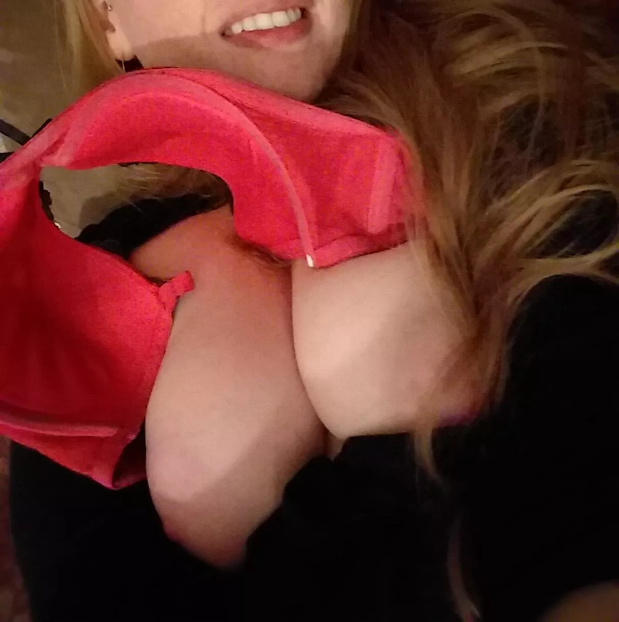 Taking my bra off feels great, but not as great as it would feel if you played with them.... ❤️