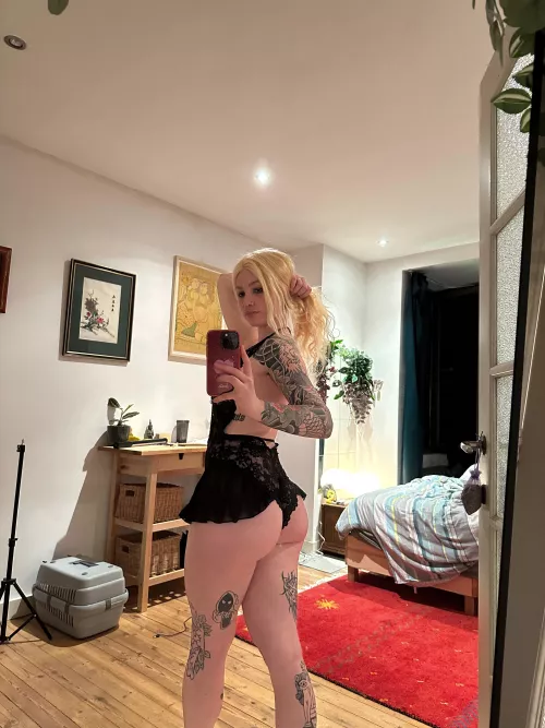 Warning ⚠️ these legs will crush your head