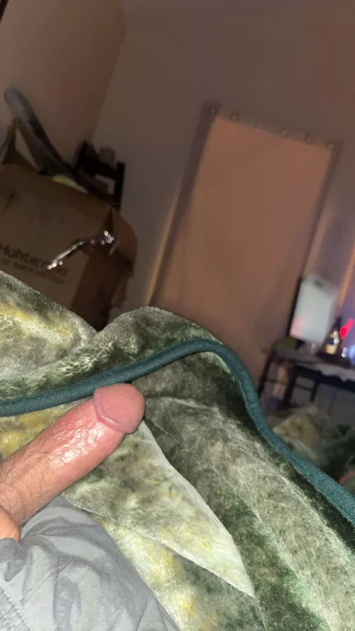 Who wants to be fucked ?