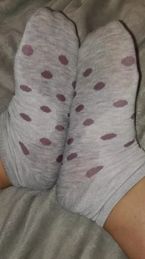 Who's a fan of wet socks? 💦🥵