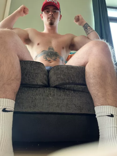 Who’s gonna submit to me?