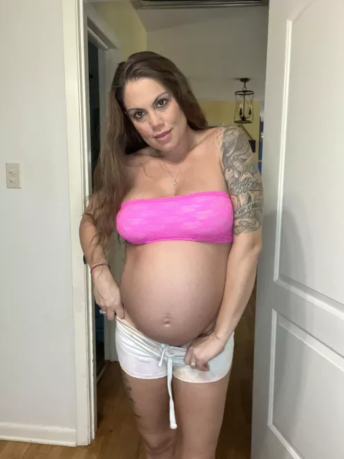 43 y/o mom craving her pussy being eaten