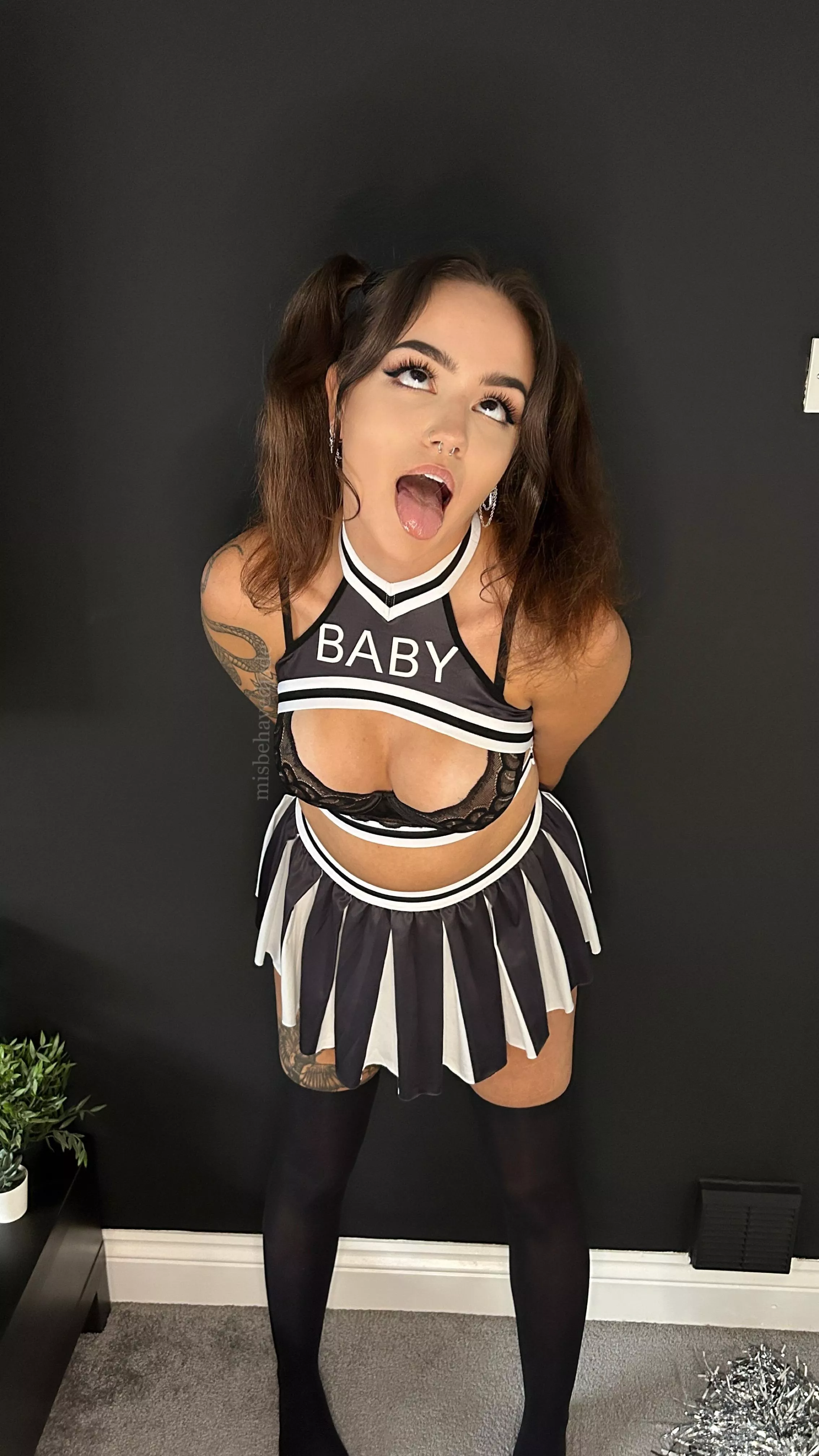 do you wanna fuck a cheerleader?