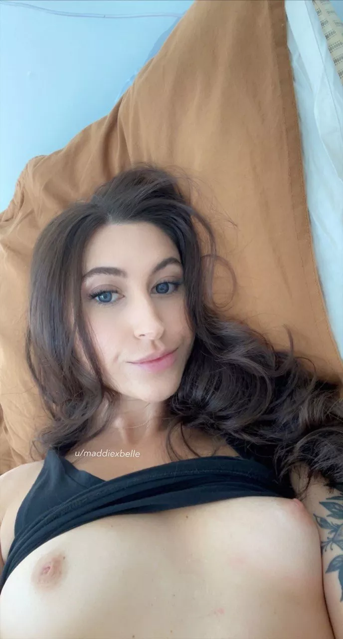 I am so horny right now 🥵