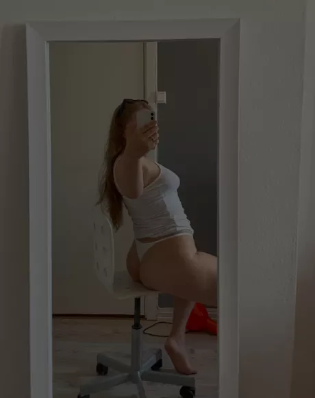 I prefer wearing cute thongs on a date