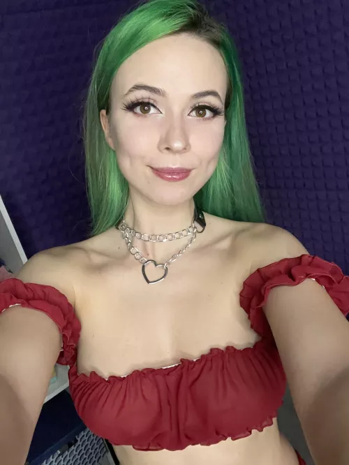 I think green suits me