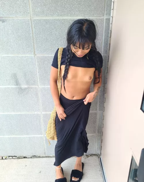 i wanna strip naked outside