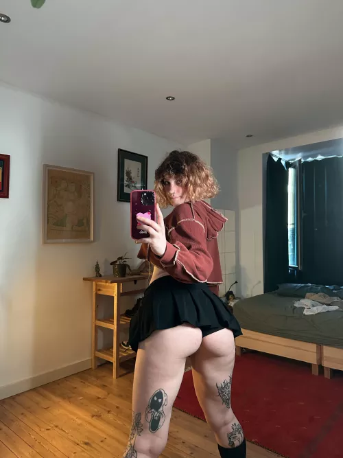 I wish I had a friend that would accept my nudes