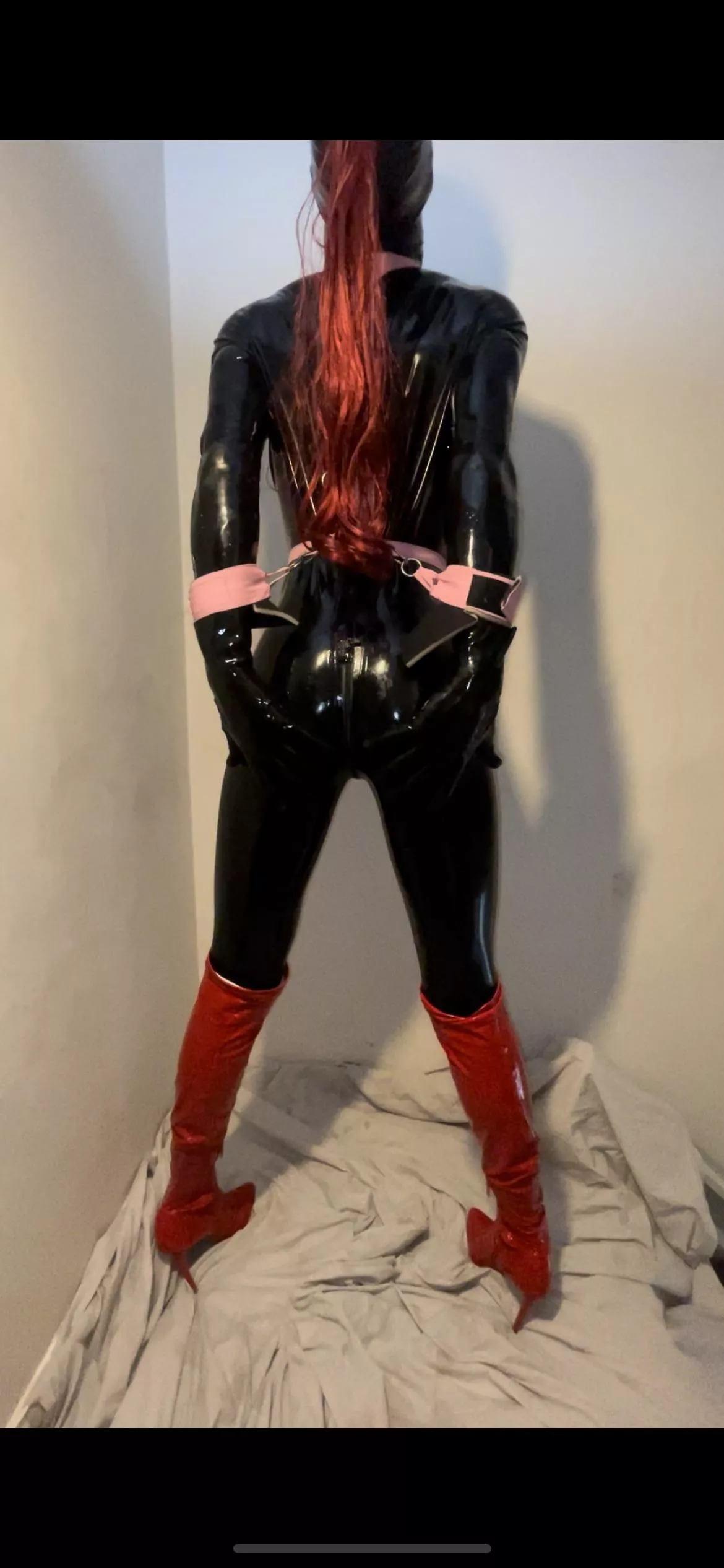 Keep me locked up and unzip me master