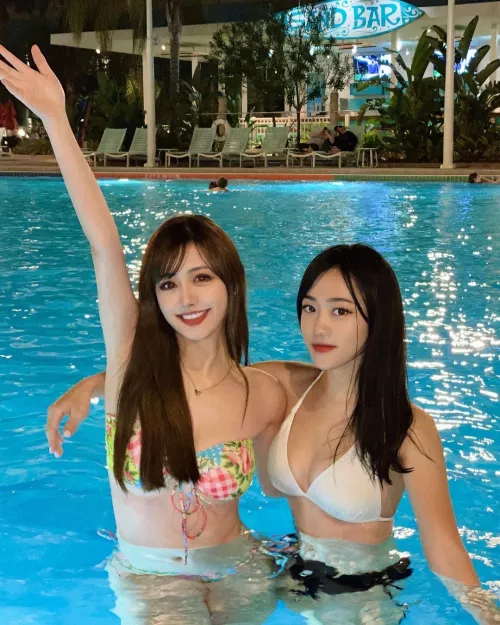 Pool girls