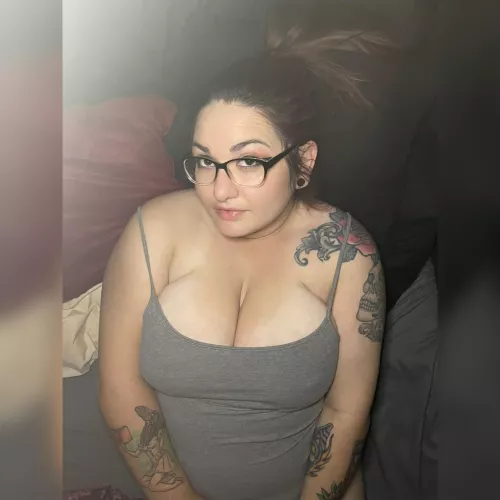 Stop staring- a lot of people wear glasses!!!