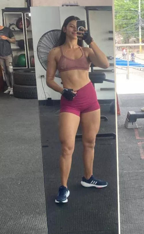 Thighs that turn heads.. do you agree?