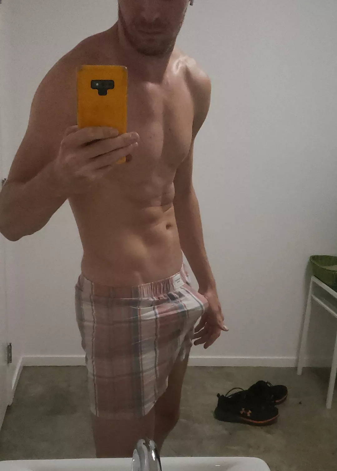 Wanna chill out in boxers with me?