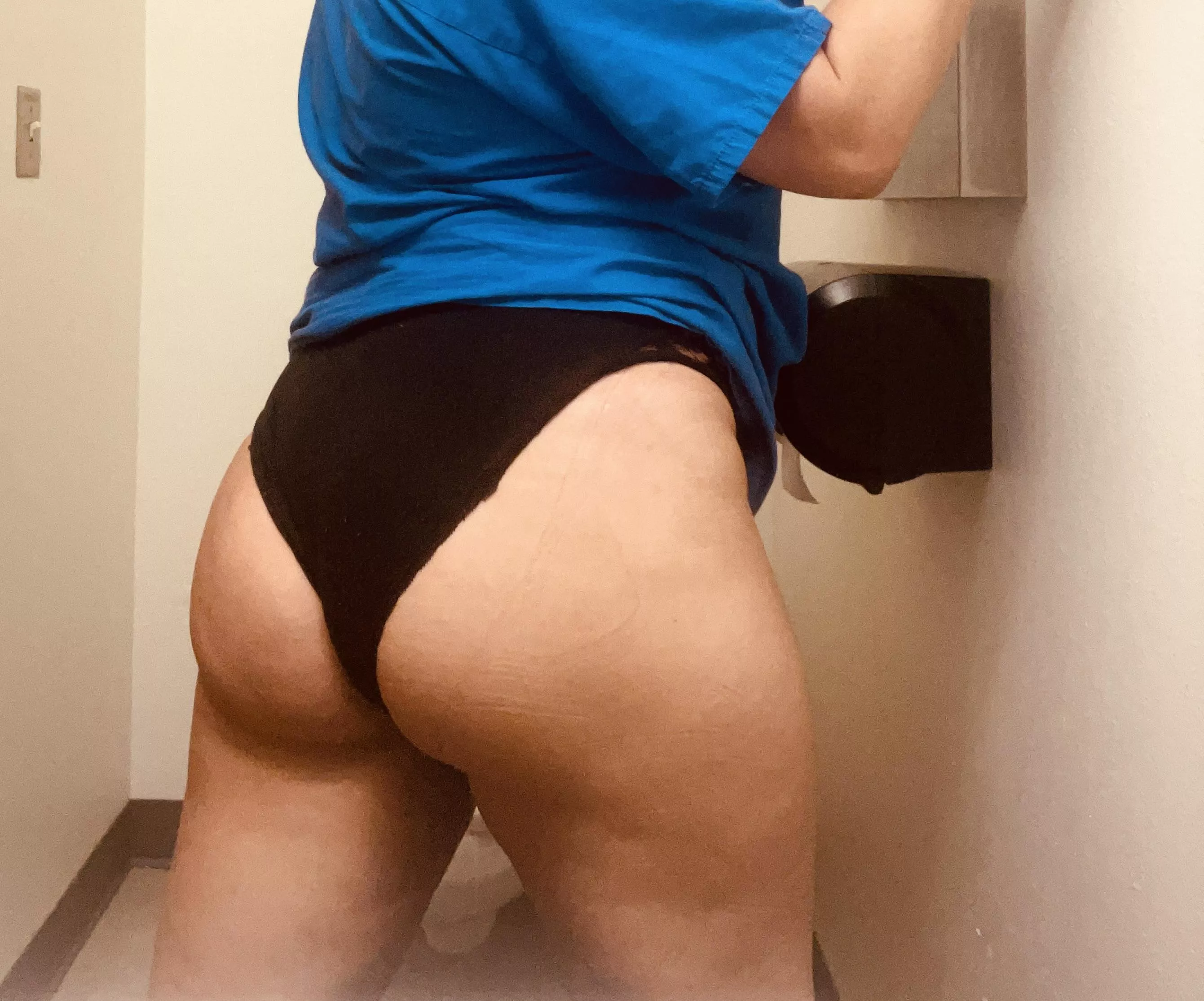 Wish I had some male coworkers ):