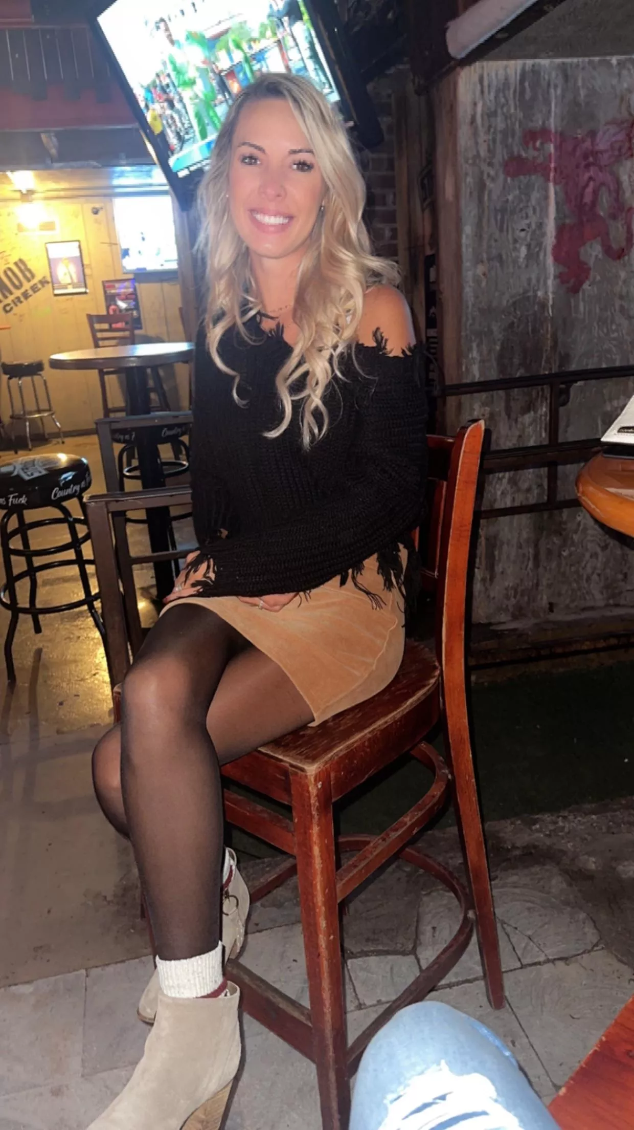 Ya girl is out tonight!!