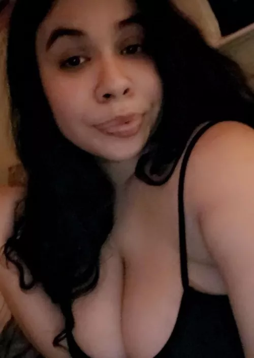 Dirty big girl wants you