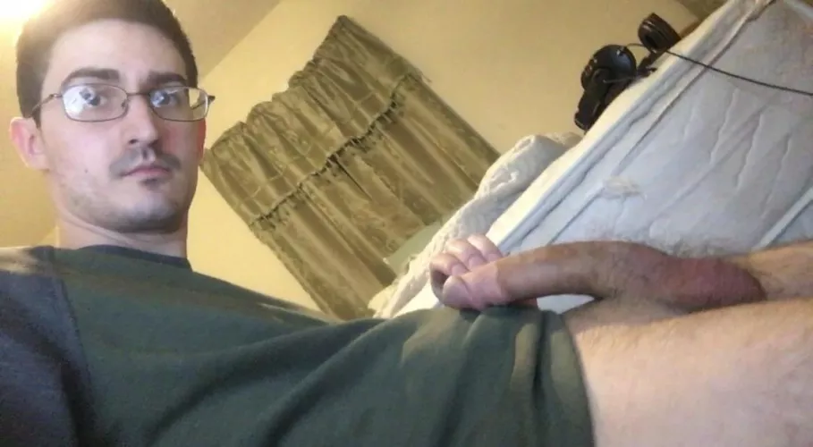 Do people like curvy cocks?