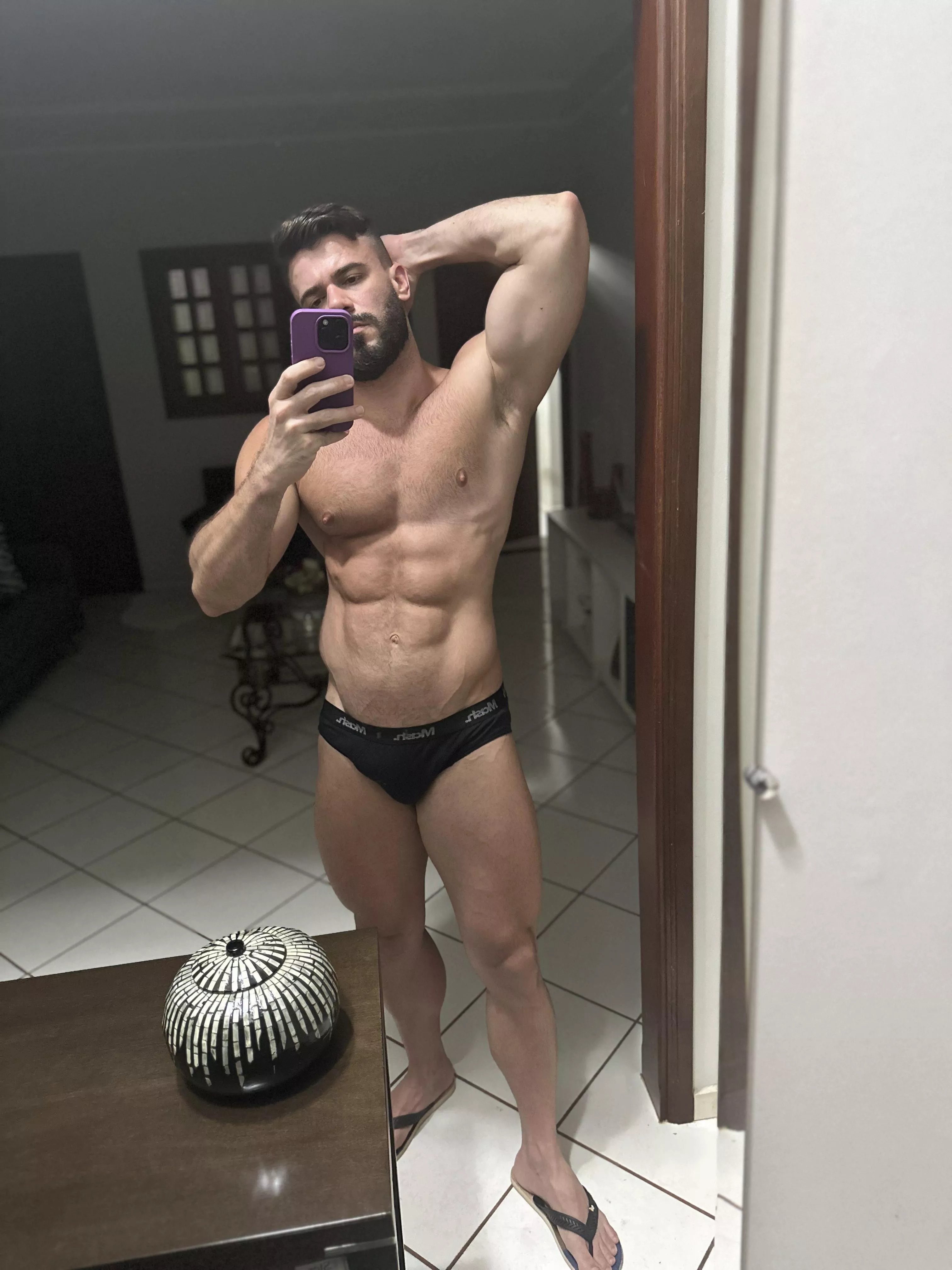 Do this room have a good light for you to know me well?