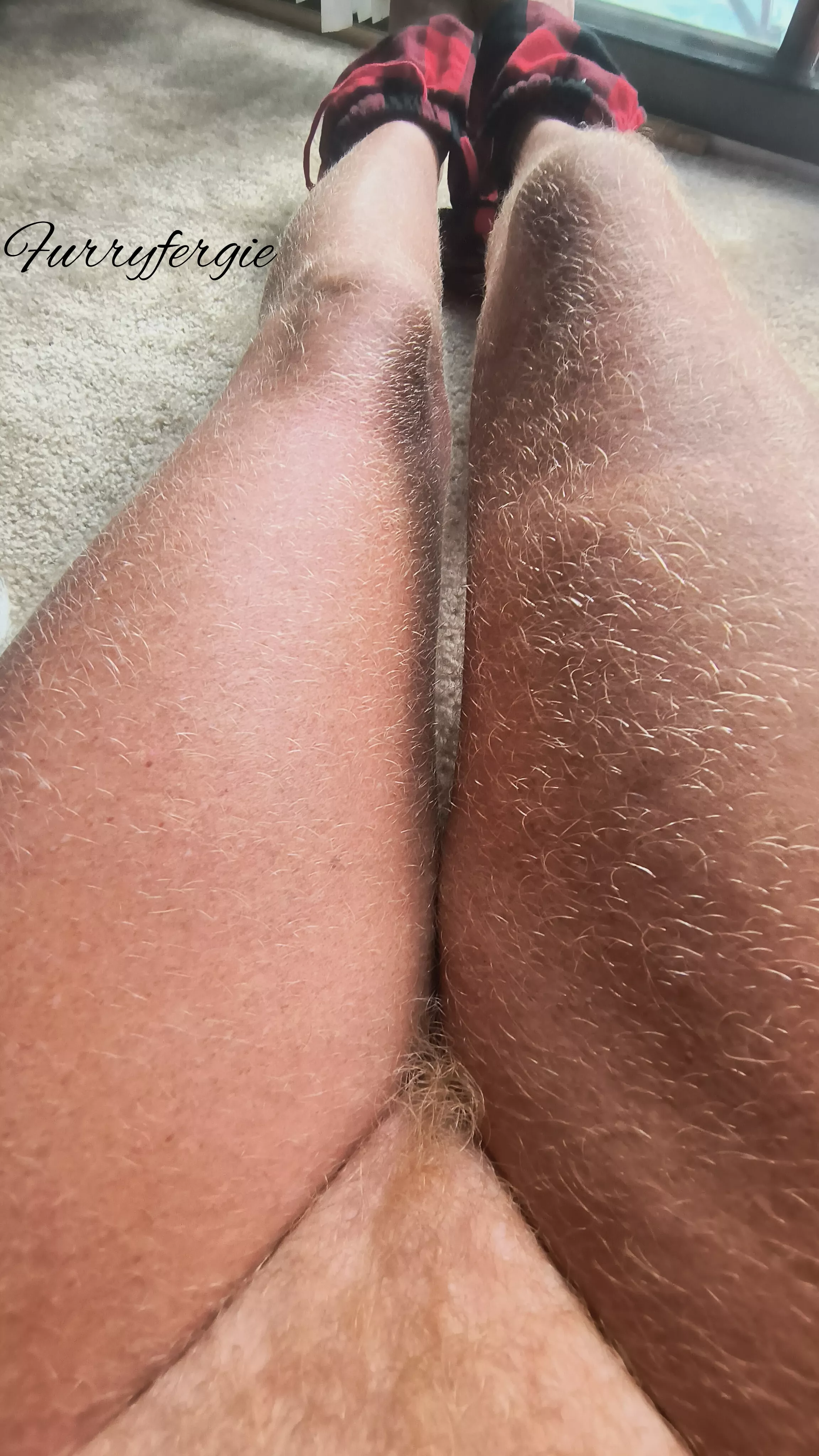 Feel ur rug, pet ur rug, smell ur rug! Yep it's a rug!